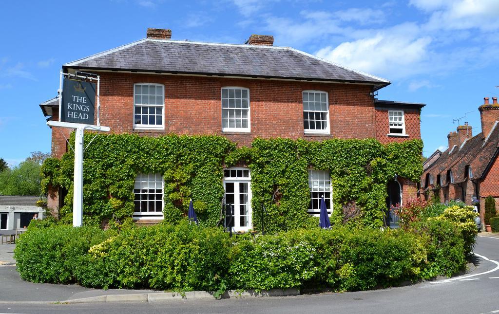 Отель The King'S Head Винчестер Экстерьер фото